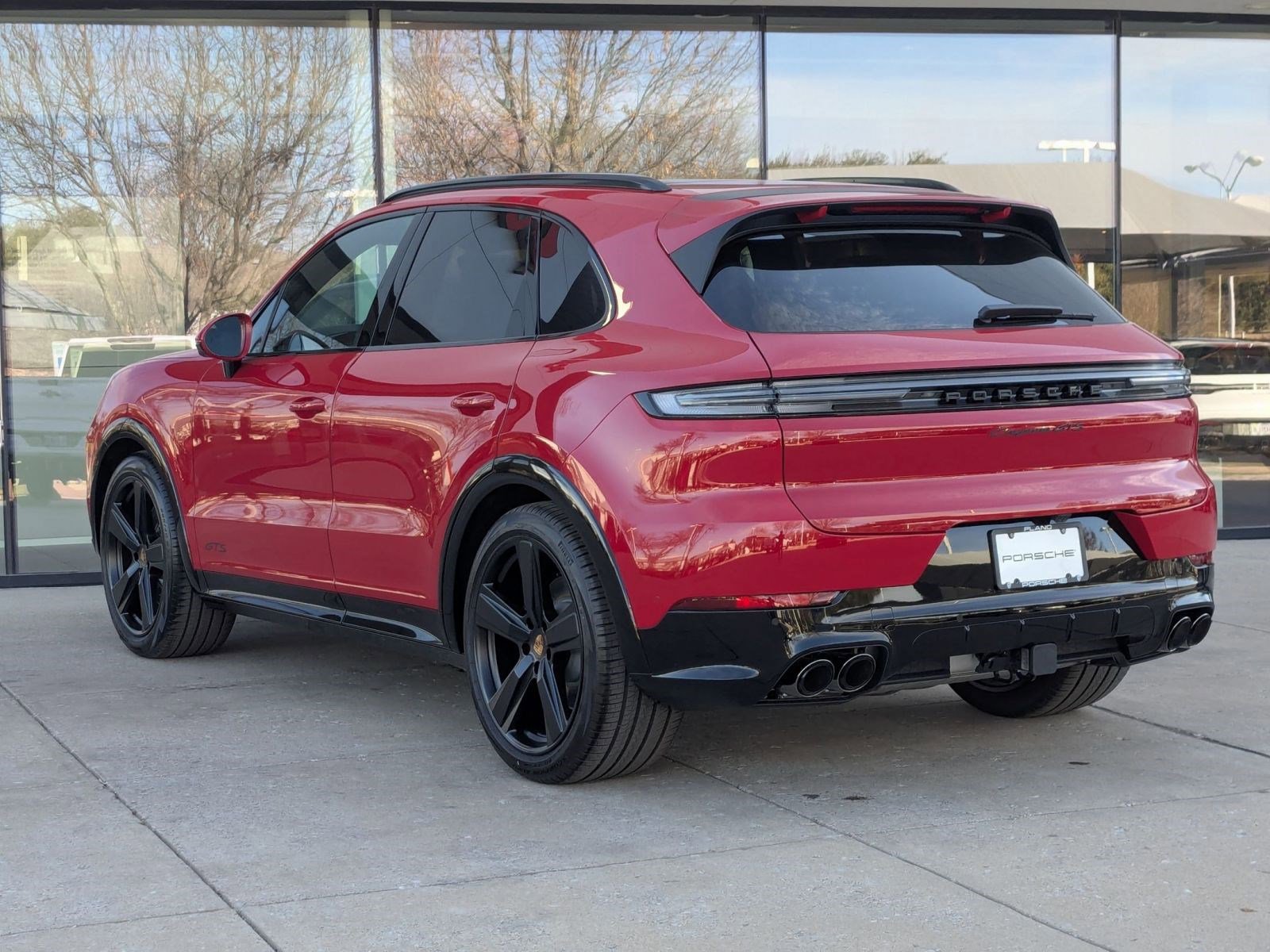 New 2026 Porsche Cayenne GTS image 3