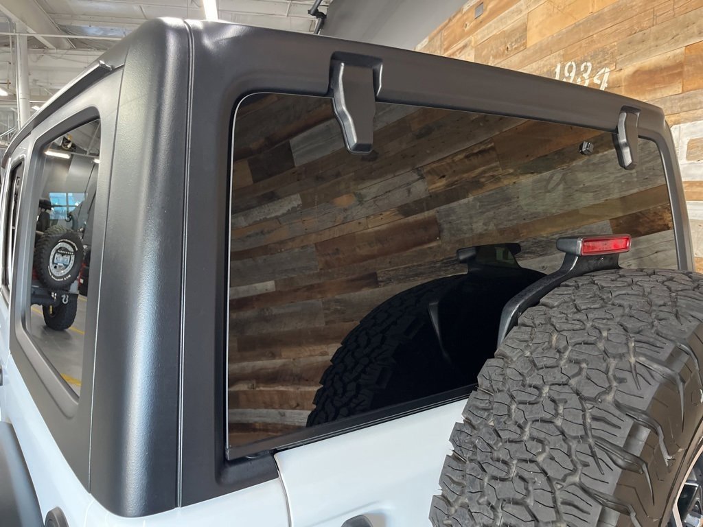 Used 2024 Jeep Wrangler Unlimited Rubicon image 12