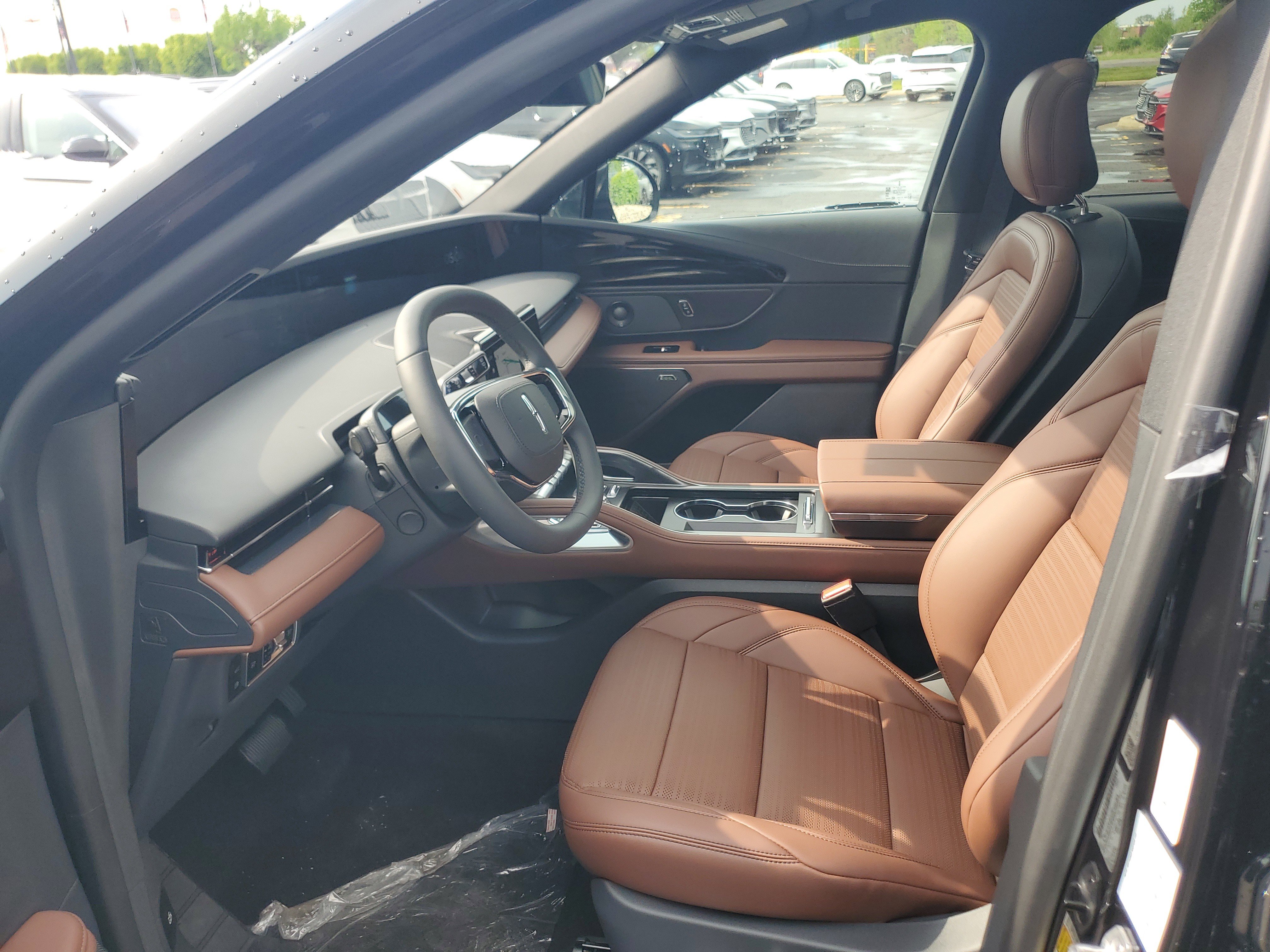 New 2026 Lincoln Nautilus Reserve w/ Jet Appearance Package AWD/4WD image 11