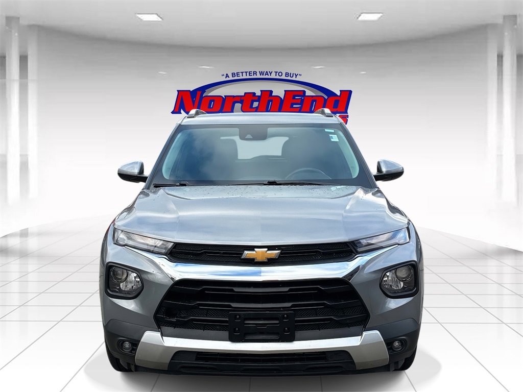 Used 2023 Chevrolet TrailBlazer LT image 2