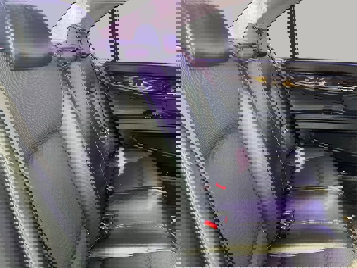 Used 2010 BMW 750Li image 28