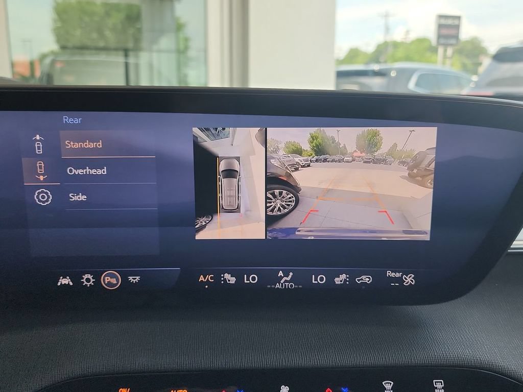 Certified 2025 Buick Enclave Preferred FWD image 15