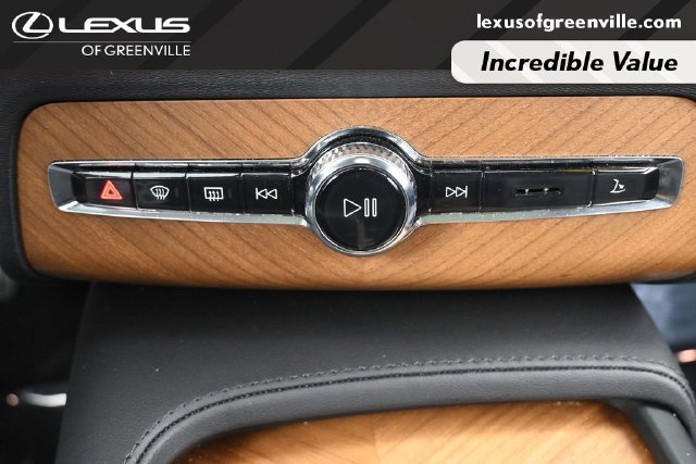 Used 2024 Volvo XC90 B6 Plus w/ Protection Package Premier AWD/4WD image 16