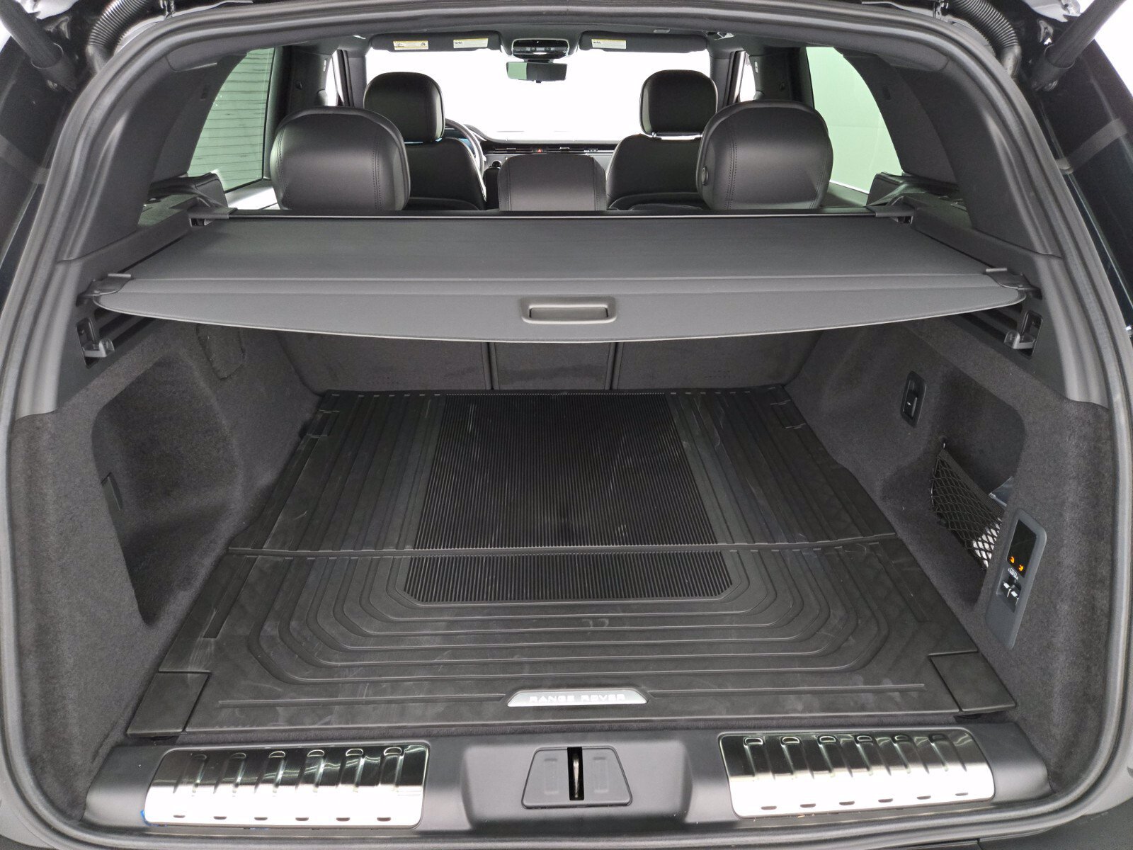 New 2027 Land Rover Range Rover Sport Dynamic SE AWD/4WD image 15