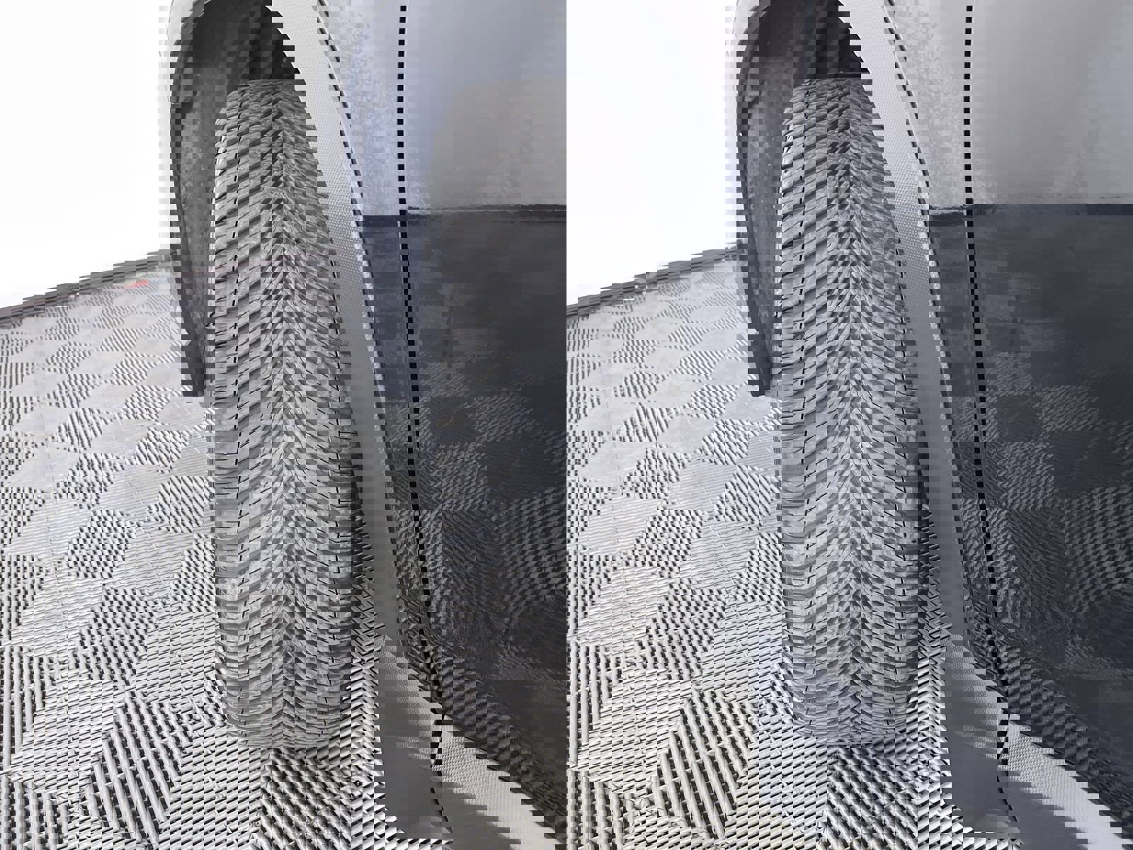 Used 2023 Subaru Ascent Limited w/ Technology Package image 28