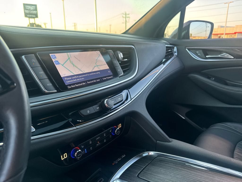 Used 2024 Buick Enclave Avenir w/ Avenir Technology Package AWD/4WD image 26