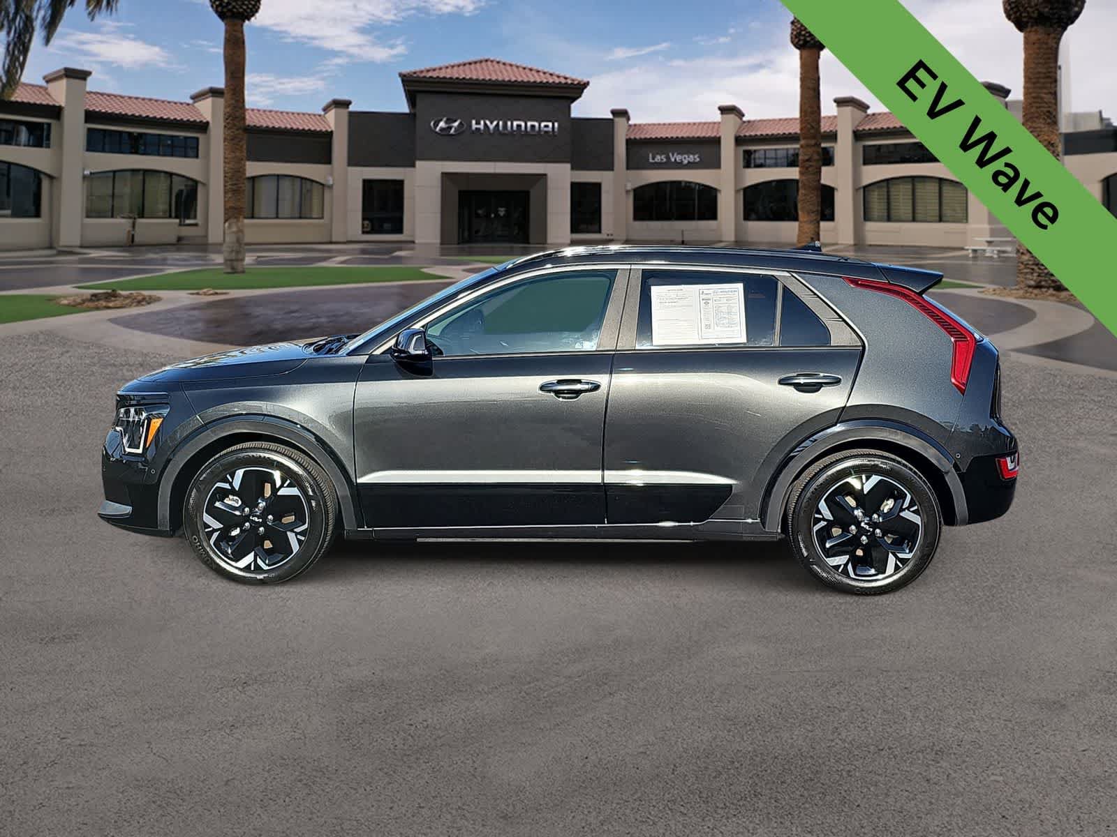 Used 2024 Kia Niro Wave FWD image 5