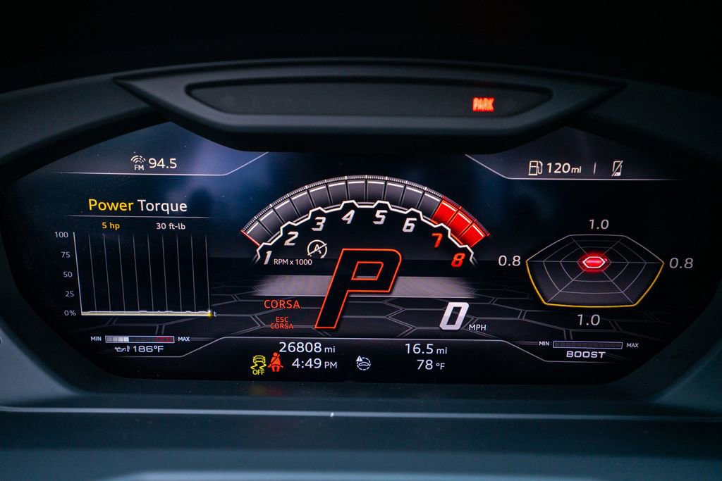 Used 2020 Lamborghini Urus AWD/4WD image 44