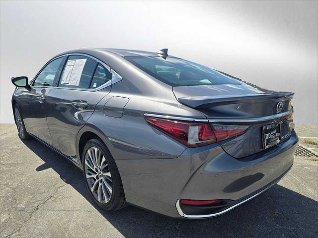 Used 2021 Lexus ES 300h w/ Premium Package FWD image 5