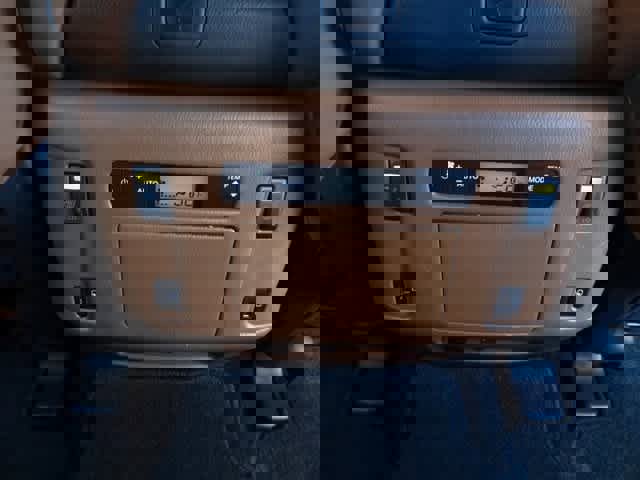 Used 2024 INFINITI QX80 Sensory image 15