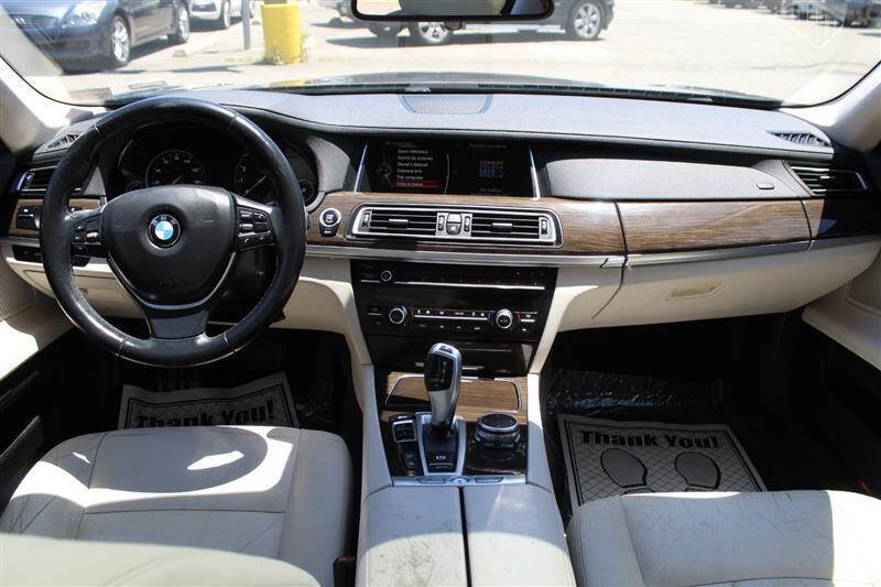 Used 2015 BMW 740Li RWD image 15