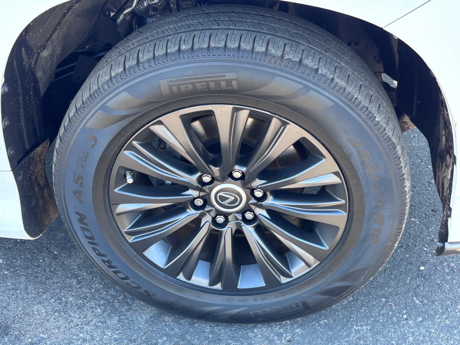 Used 2021 Lexus GX 460 Premium w/ Accessory Package AWD/4WD image 8