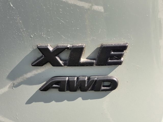 Used 2021 Toyota RAV4 XLE w/ Convenience Package image 26