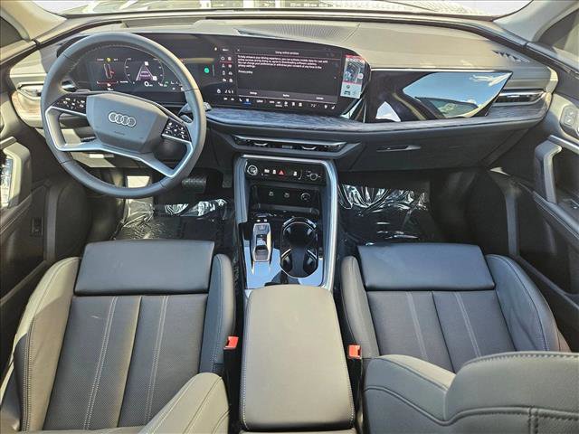 New 2025 Audi Q5 Premium Plus image 14