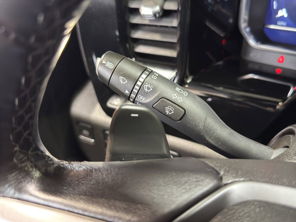 Used 2023 Chevrolet Silverado 1500 High Country w/ High Country Premium Package image 26