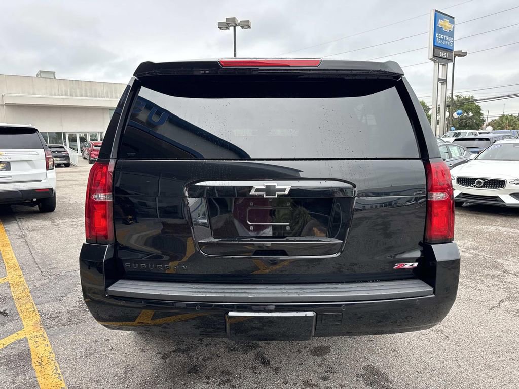 Used 2018 Chevrolet Suburban LT AWD/4WD image 7