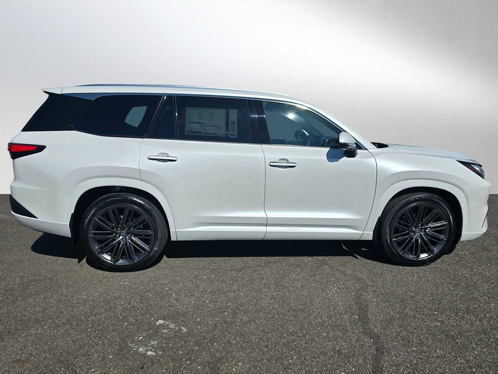 New 2026 Lexus TX 350 AWD image 2