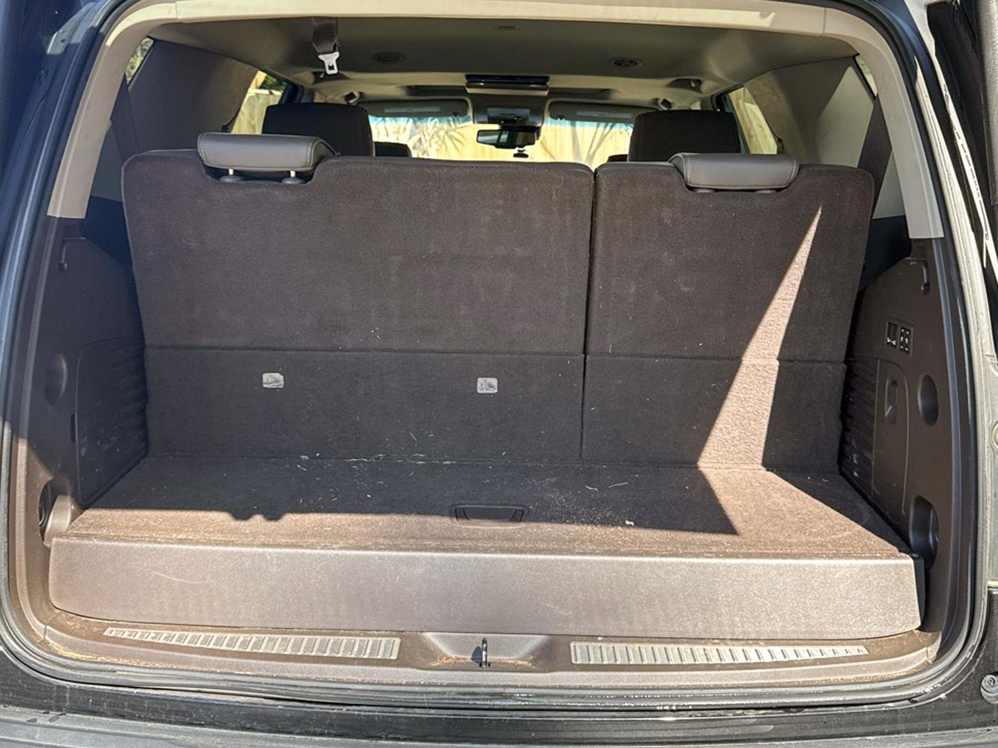 Used 2017 GMC Yukon Denali w/ Open Road Package image 8