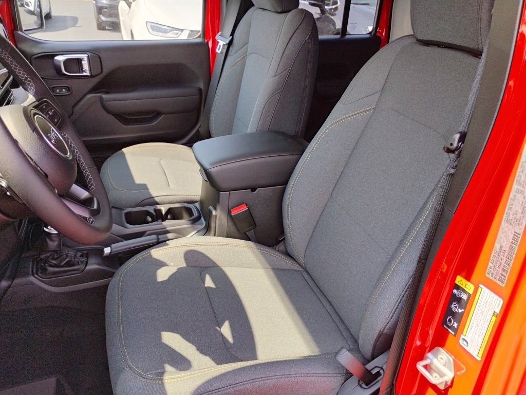 New 2025 Jeep Wrangler Sport S image 18