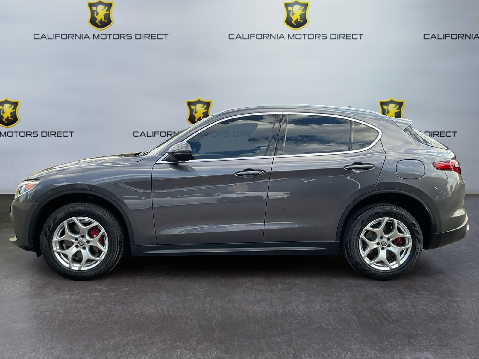 Used 2019 Alfa Romeo Stelvio RWD image 7