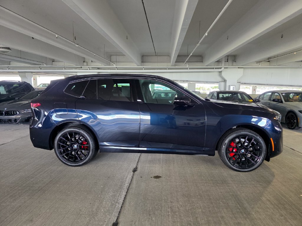 New 2027 BMW X5 xDrive40i w/ M Sport Professional Package AWD/4WD image 3