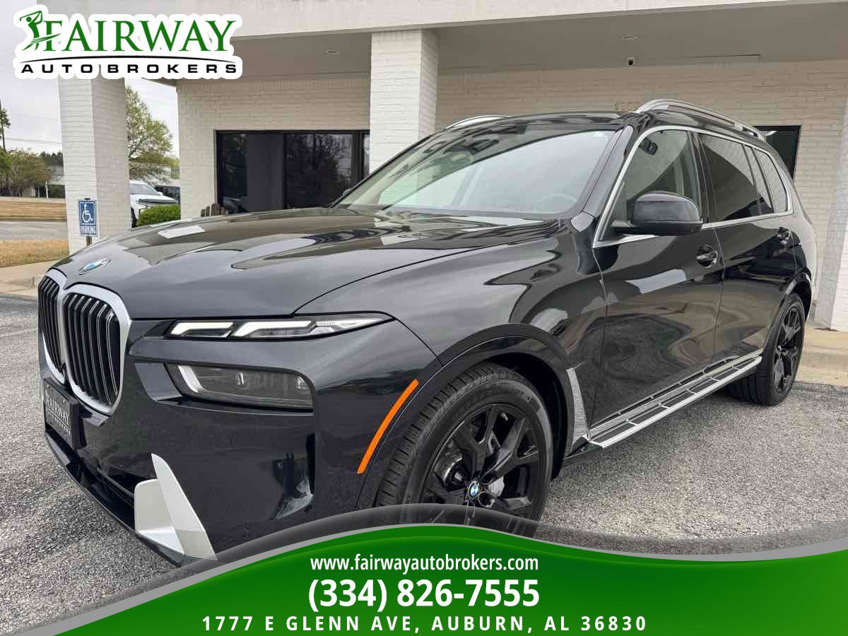 Used 2025 BMW X7 xDrive40i image 2