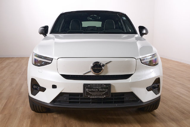 Certified 2023 Volvo C40 P8 Recharge Ultimate AWD/4WD image 2