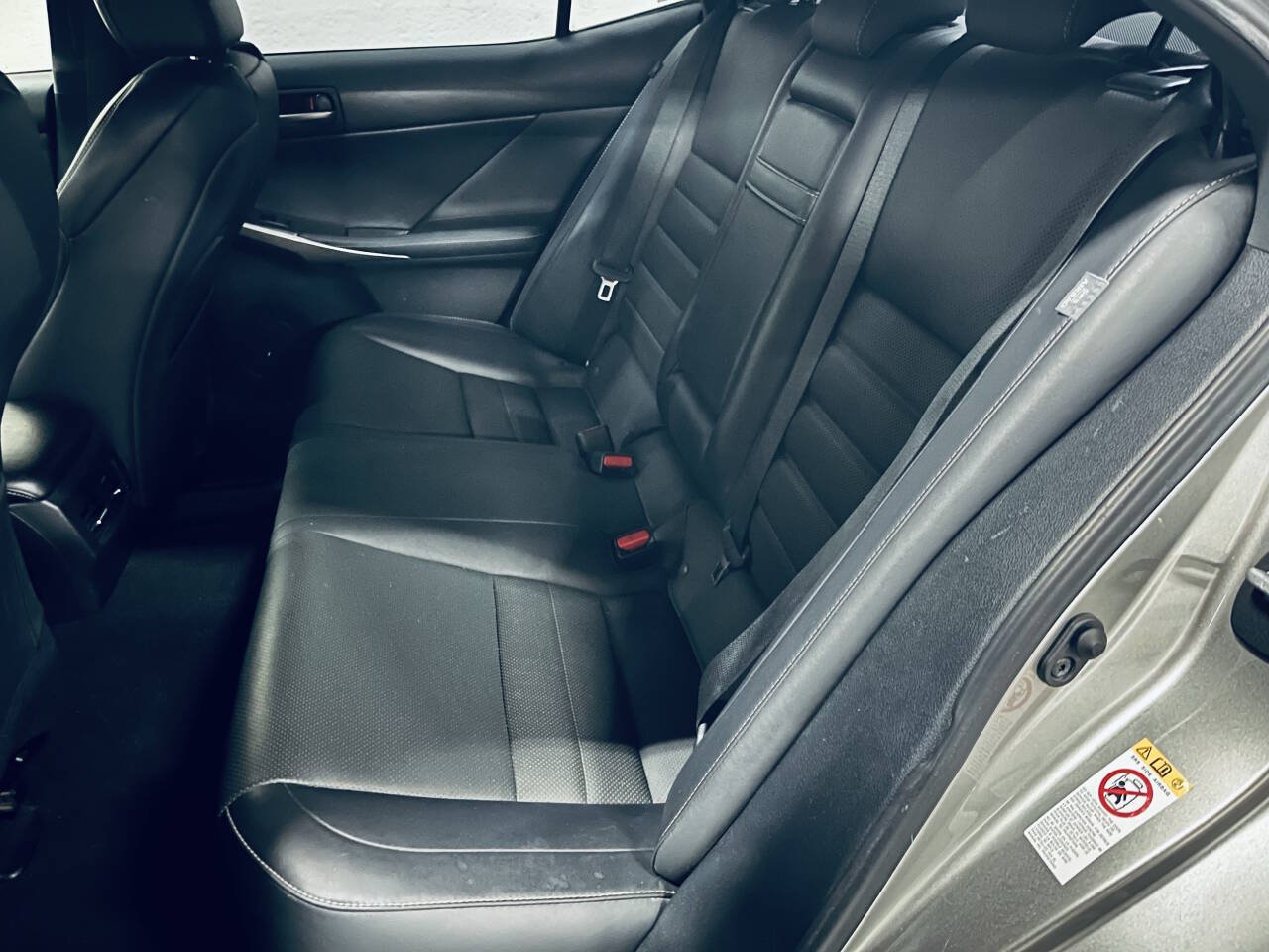 Used 2018 Lexus IS 300 F Sport RWD image 21
