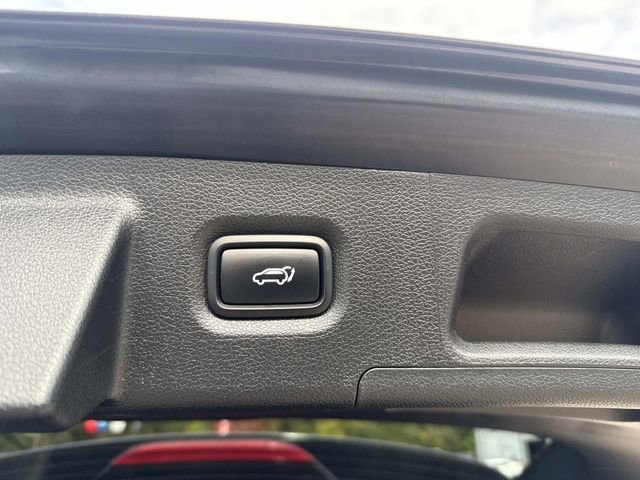 Used 2023 Hyundai Santa Fe SEL w/ Cargo Package image 8