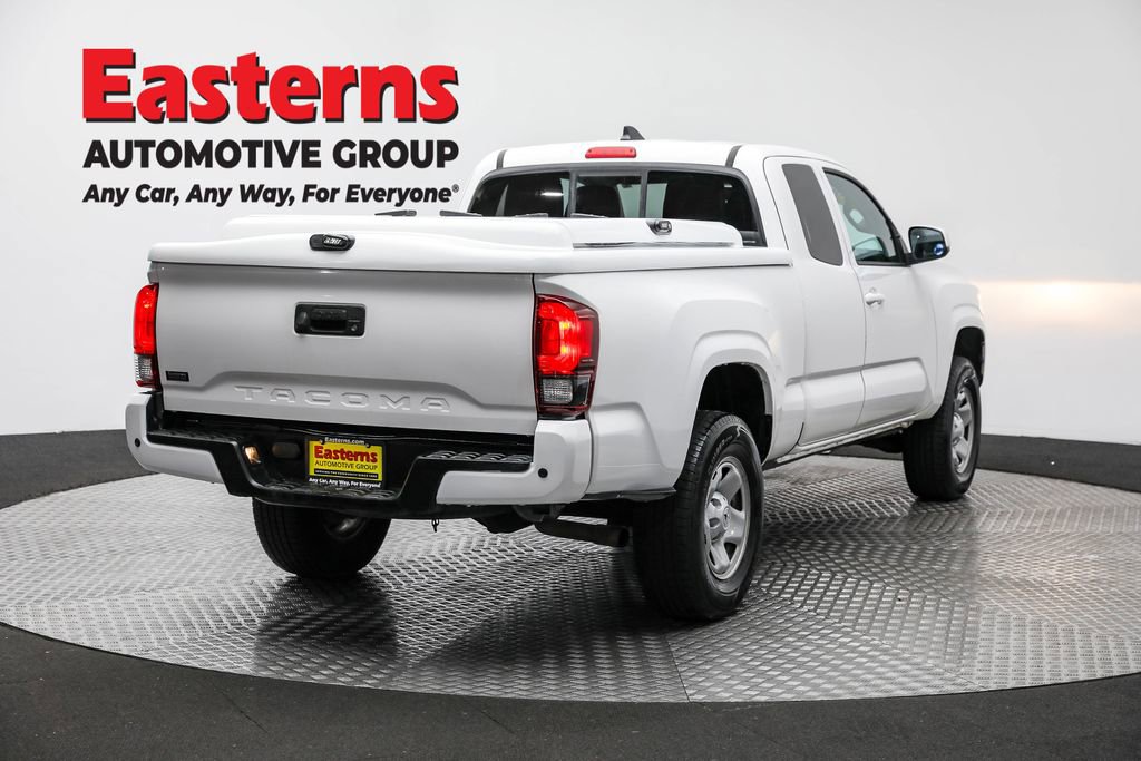 Used 2022 Toyota Tacoma SR image 5