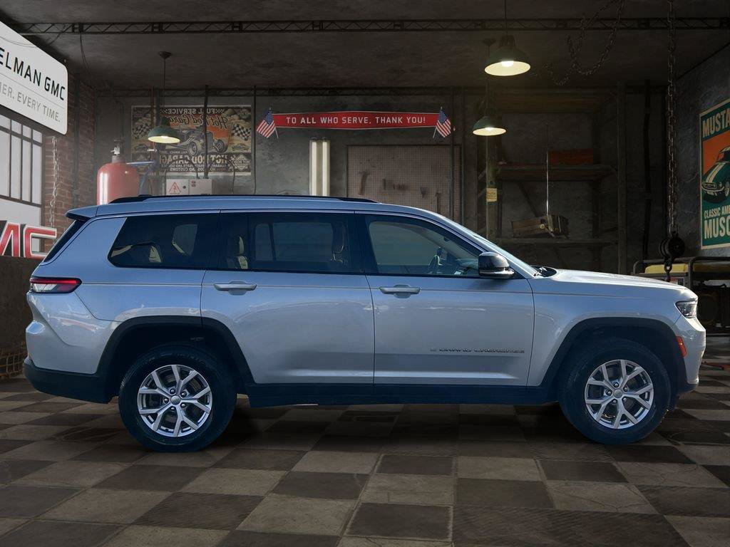 Used 2021 Jeep Grand Cherokee L Limited AWD/4WD image 8