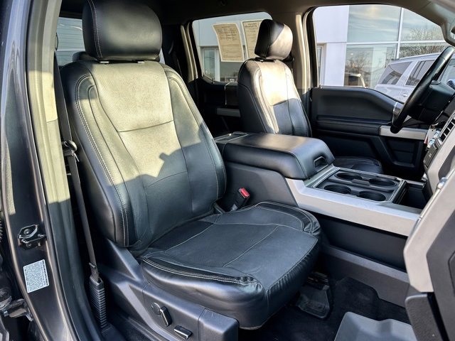 Used 2017 Ford F350 Lariat image 24