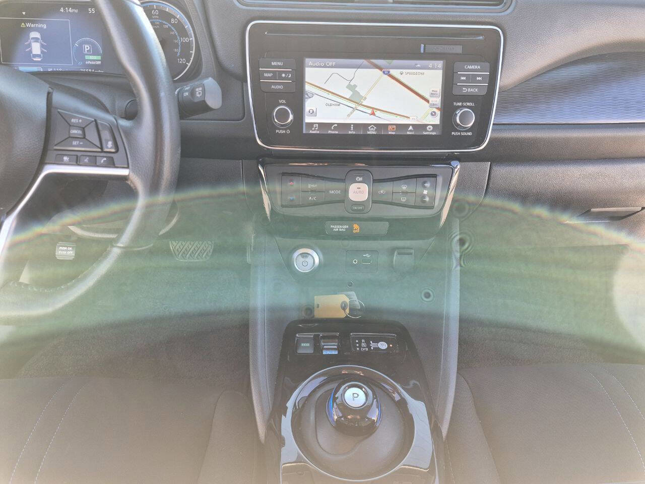 Used 2019 Nissan Leaf SV FWD image 23