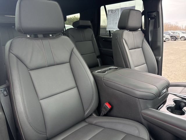 Used 2025 Chevrolet Tahoe RST w/ Comfort Package AWD/4WD image 25