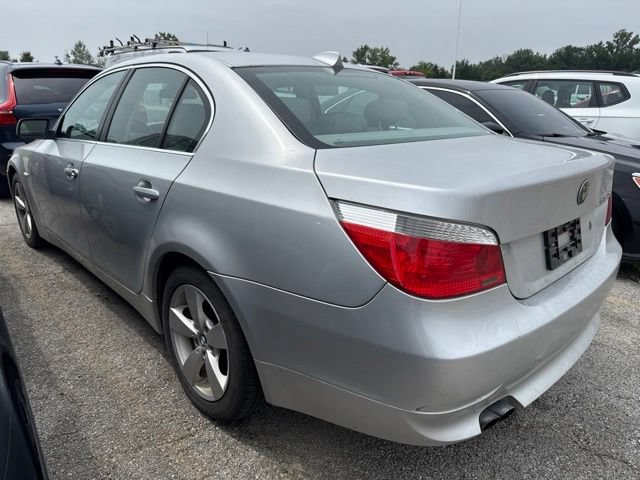 Used 2007 BMW 530xi Sedan AWD/4WD image 3