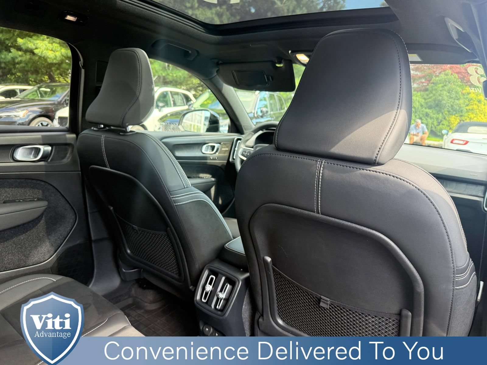 Used 2023 Volvo XC40 Recharge Ultimate w/ Protection Package Premier AWD/4WD image 26