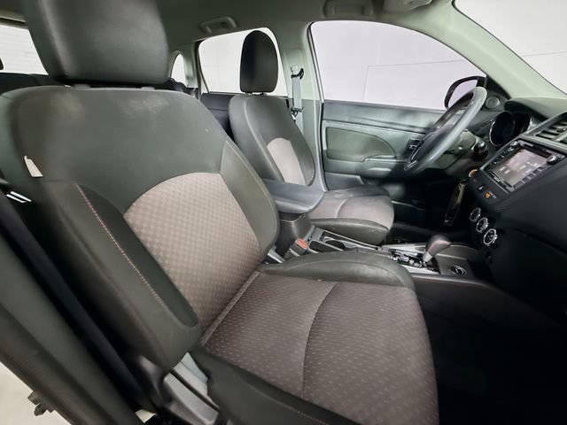 Used 2018 Mitsubishi Outlander Sport LE image 27