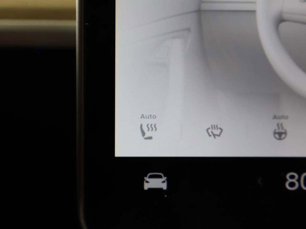 Used 2024 Tesla Model Y Long Range image 51
