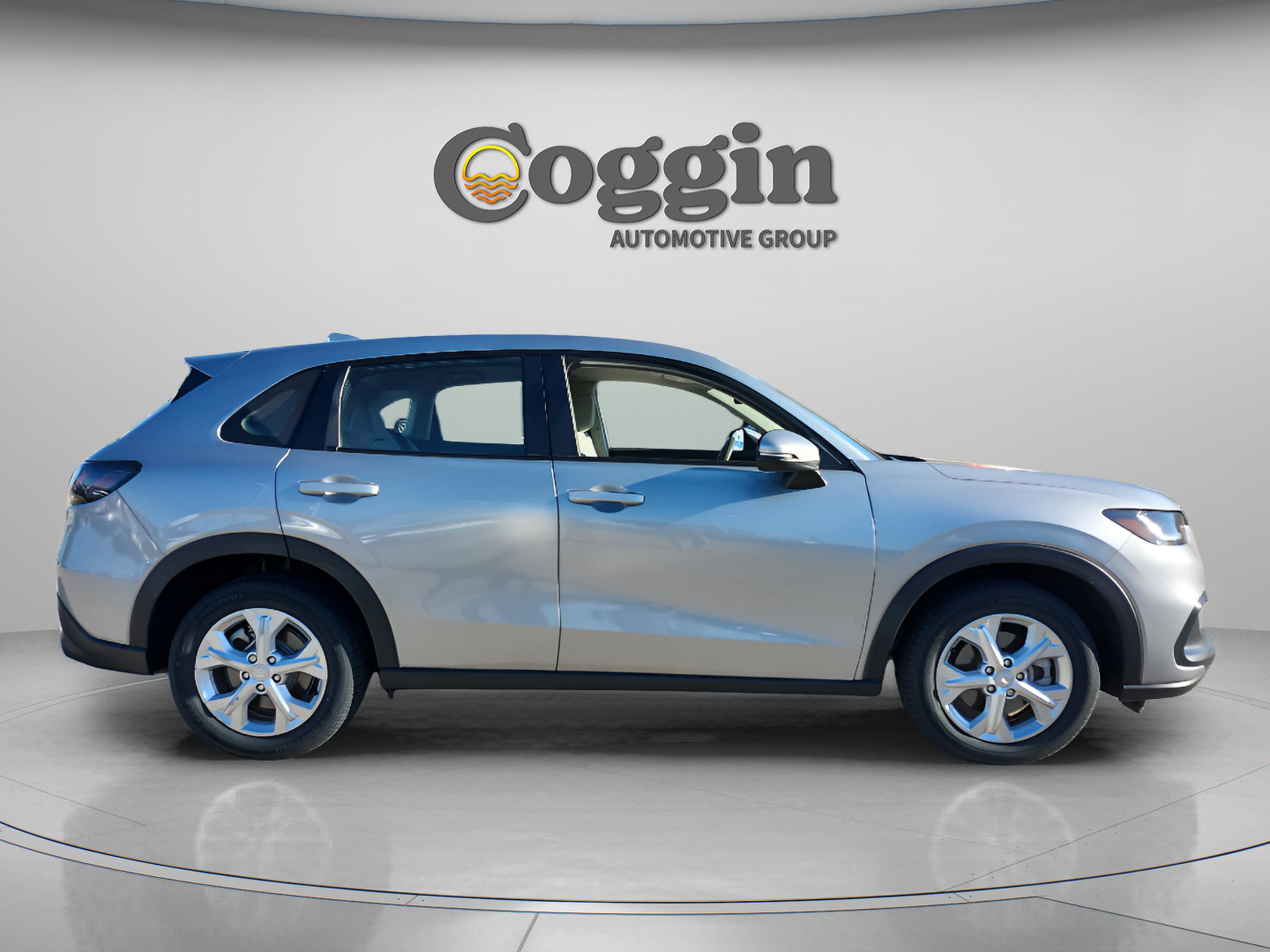 Certified 2023 Honda HR-V LX image 6