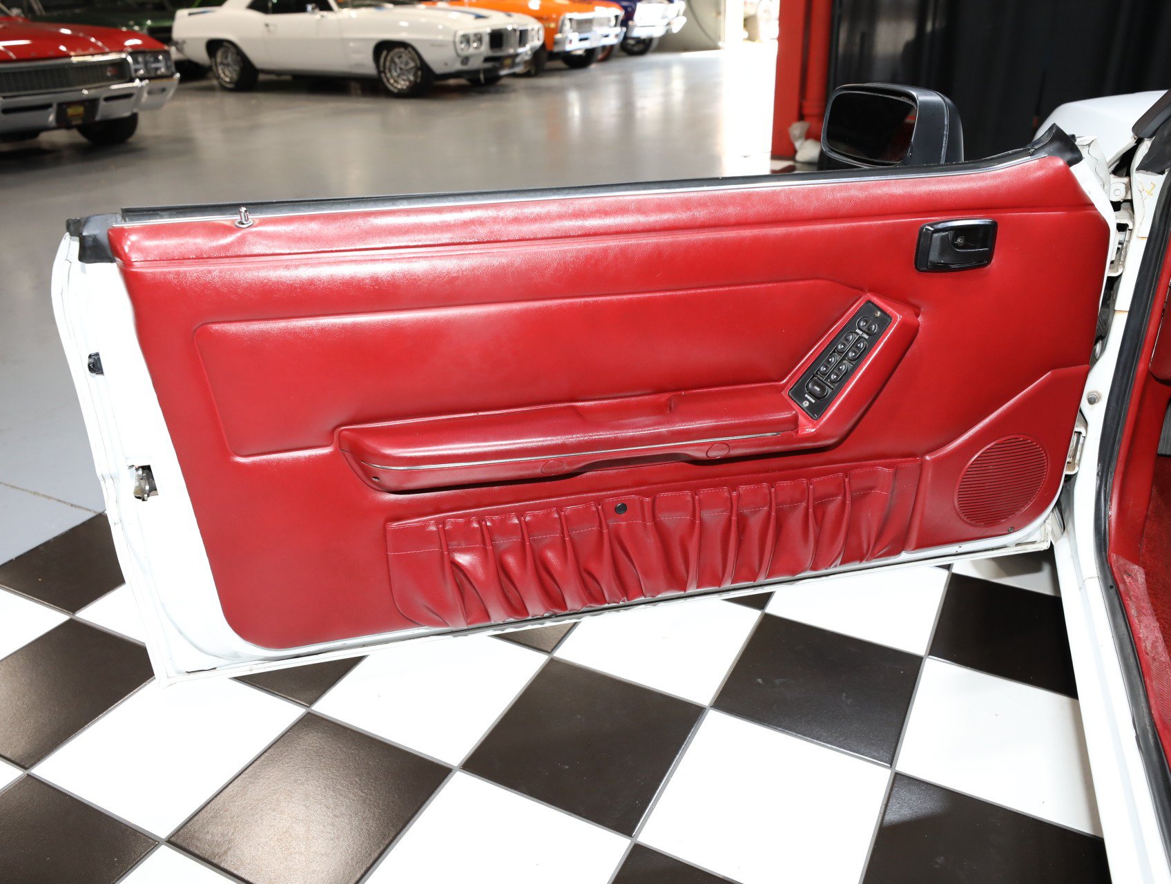 Used 1991 Ford Mustang LX RWD image 53