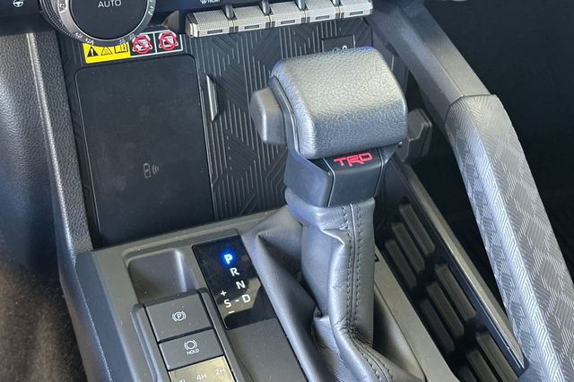 Used 2025 Toyota 4Runner TRD Off-Road Premium AWD/4WD image 27