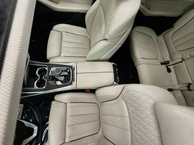 Used 2022 BMW X7 xDrive40i w/ Premium Package AWD/4WD image 22