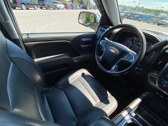 Used 2017 Chevrolet Silverado 1500 LTZ w/ Sport Package AWD/4WD image 24