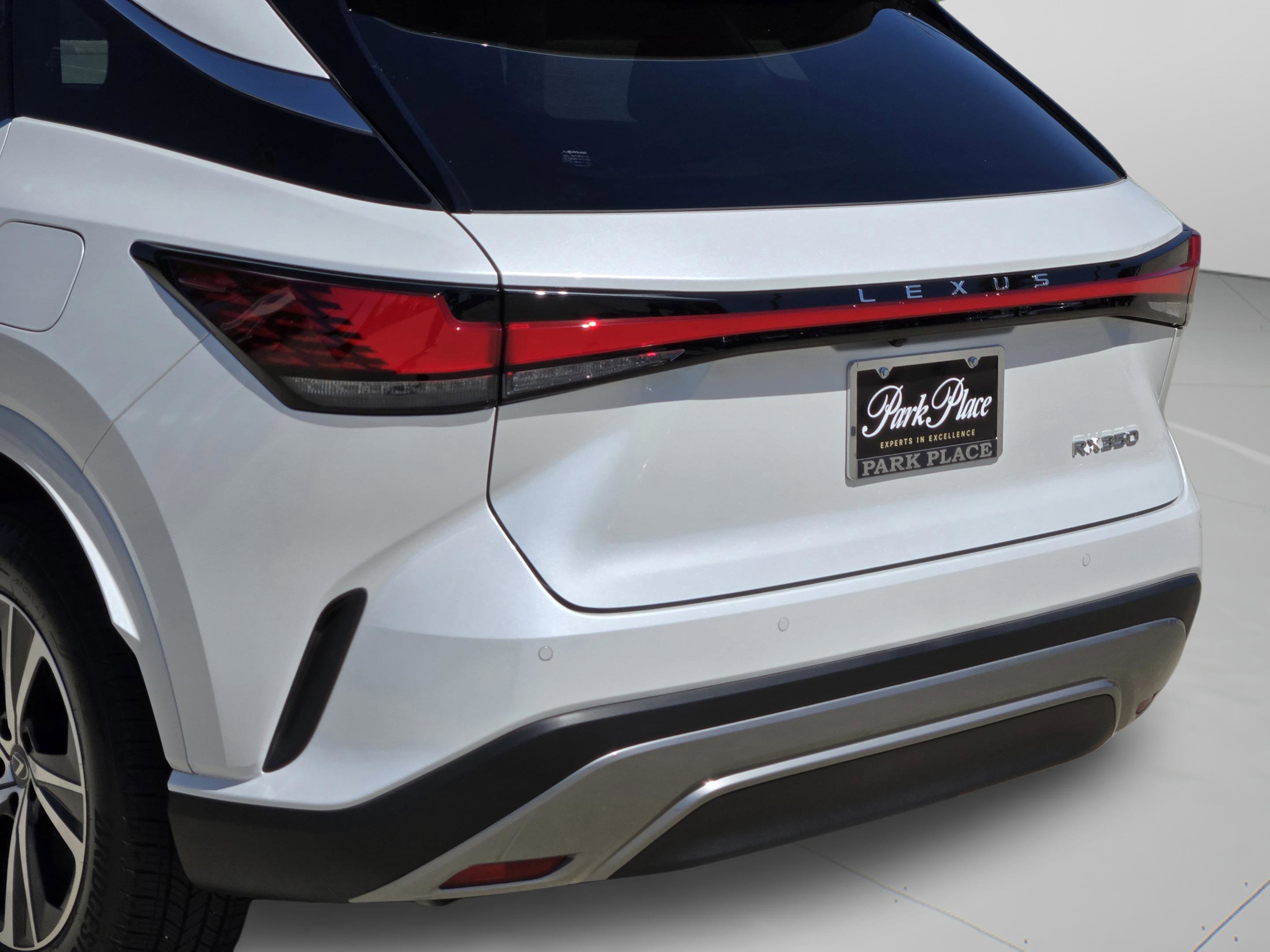 Used 2025 Lexus RX 350 Premium w/ Accessory Package (Z1) FWD image 41