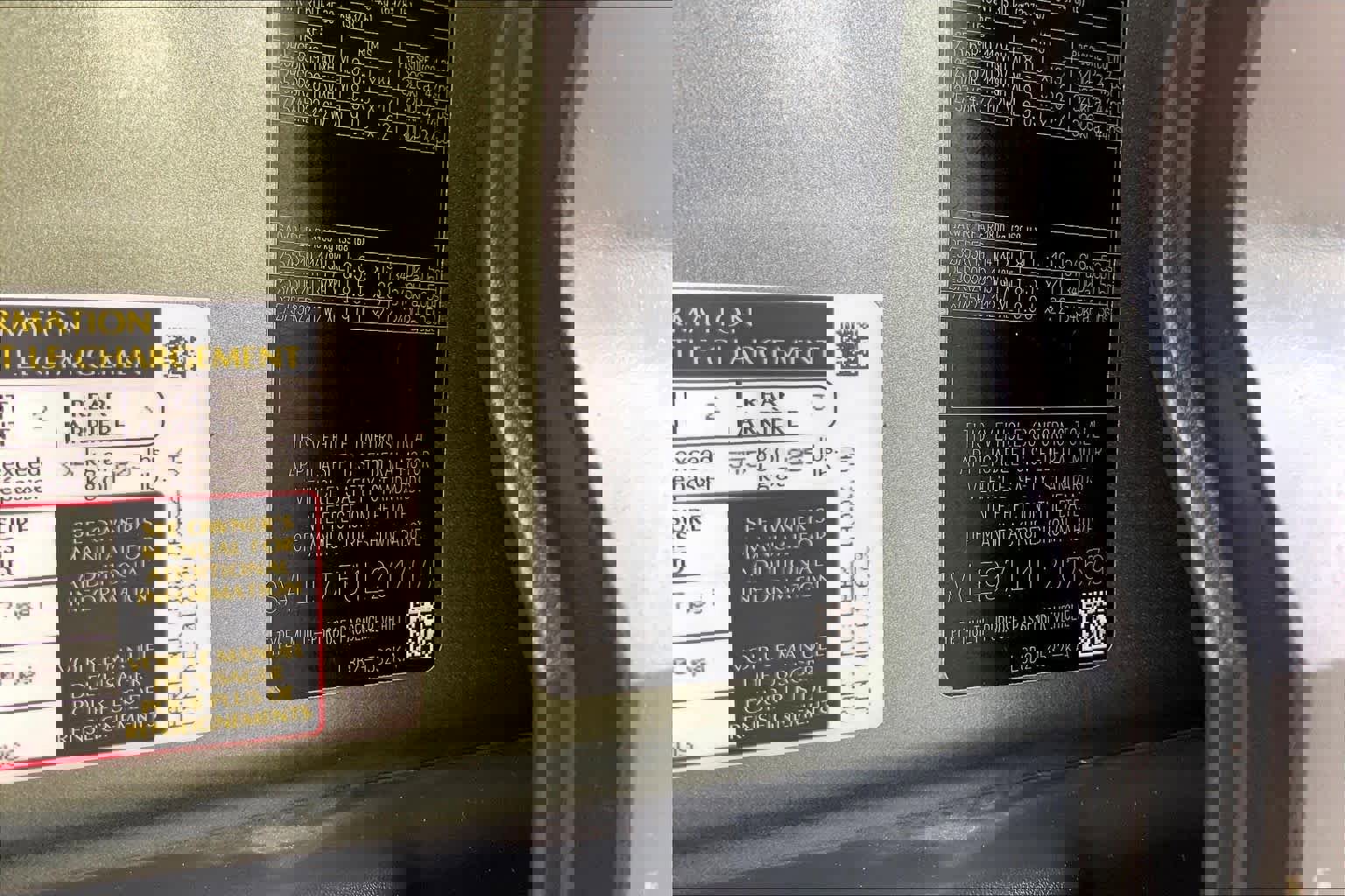 Used 2020 Land Rover Defender 110 HSE image 36