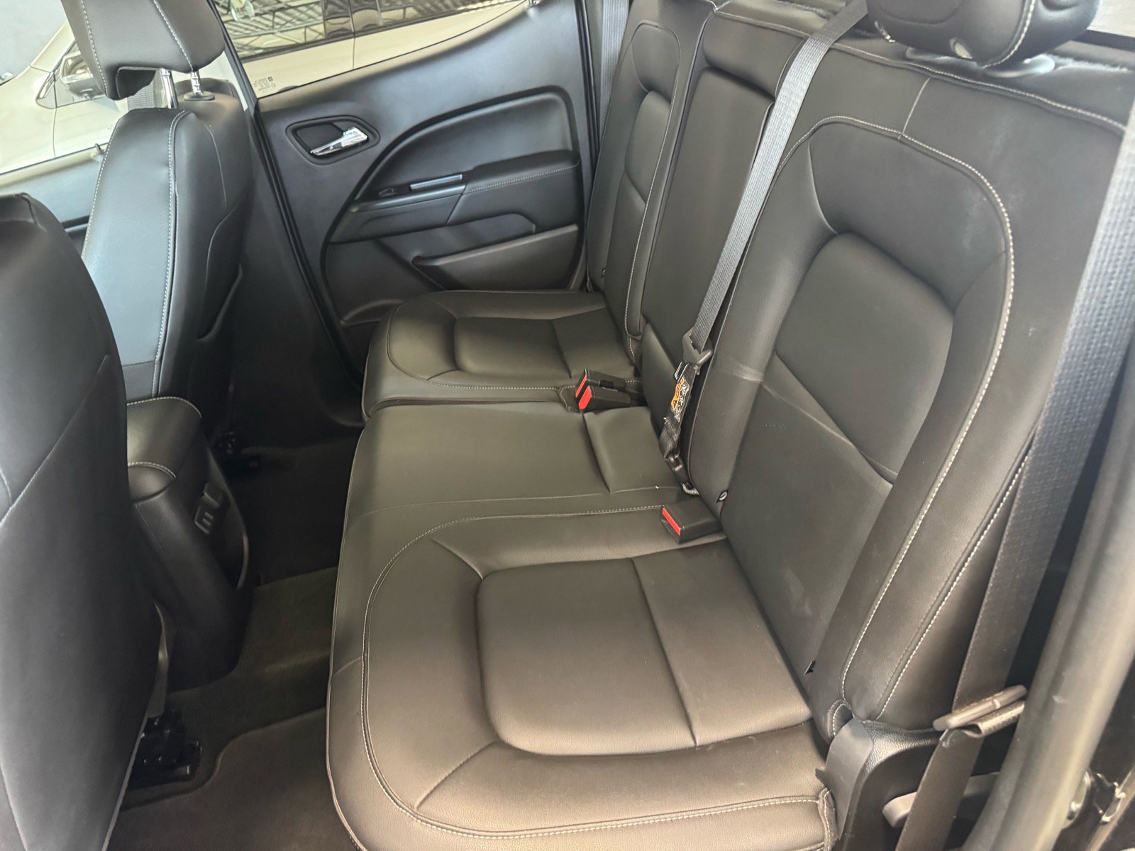 Used 2017 GMC Canyon SLT w/ Trailering Package AWD/4WD image 13