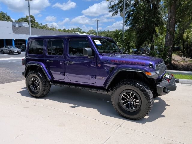 Used 2026 Jeep Wrangler Unlimited Rubicon AWD/4WD image 3