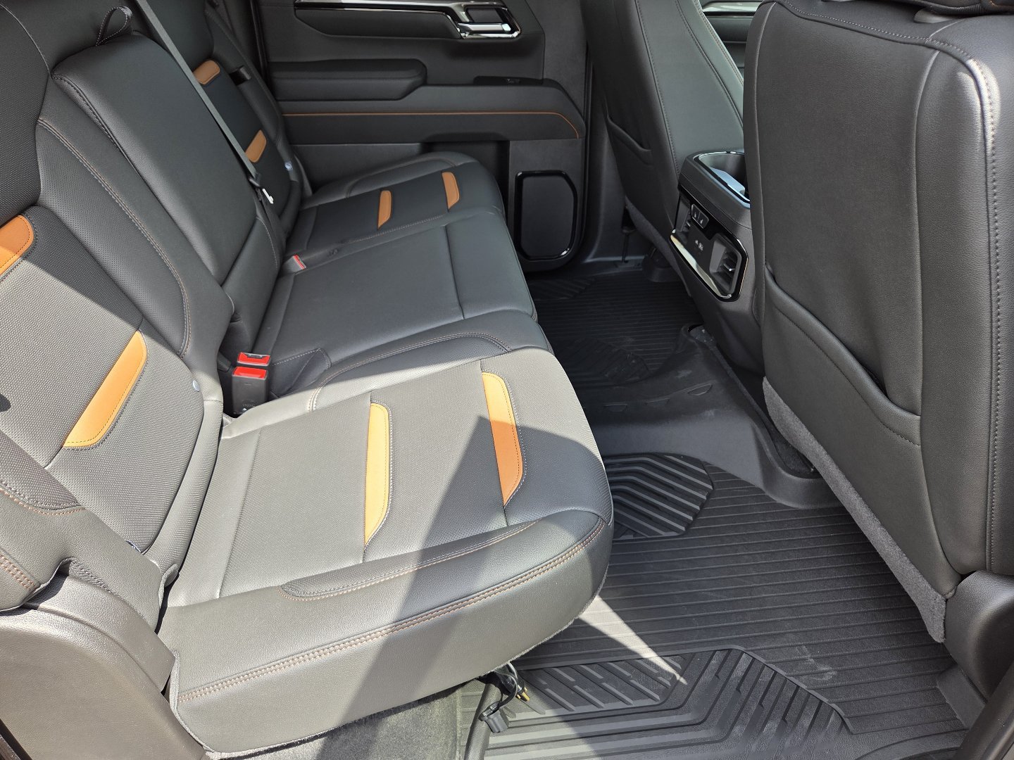 New 2026 GMC Sierra 1500 AT4 w/ AT4 Premium Package AWD/4WD image 26
