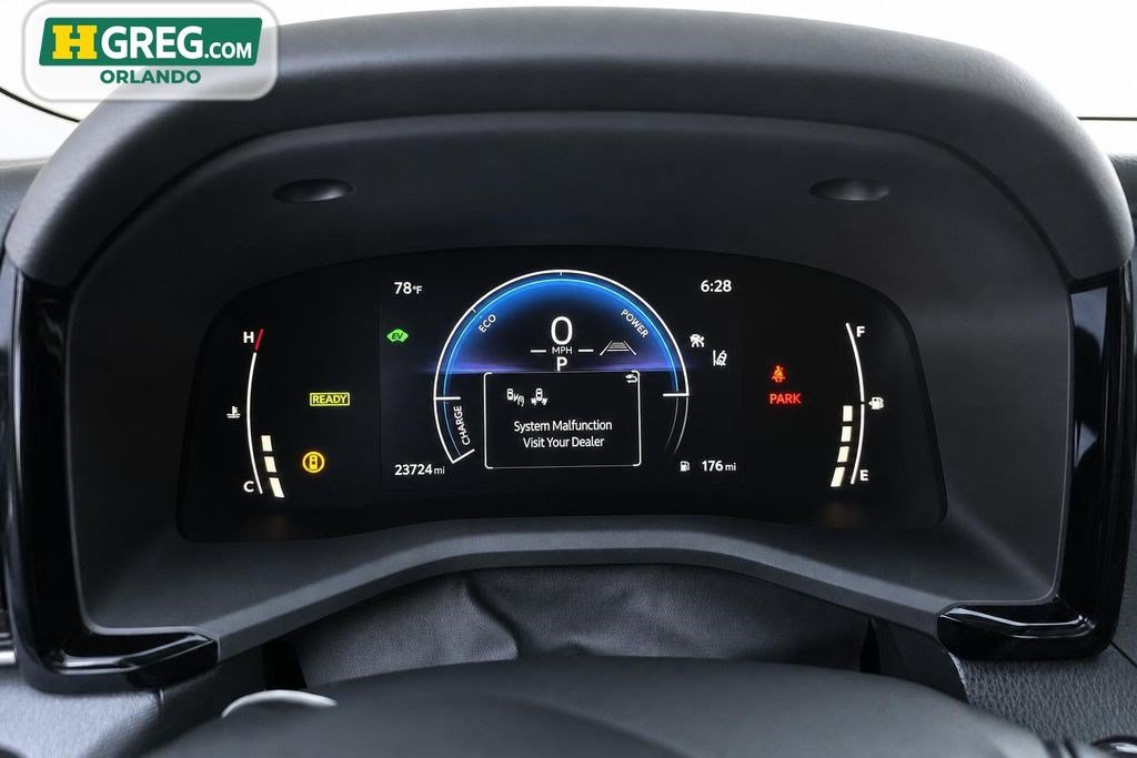 Used 2025 Toyota Camry LE w/ Convenience Package FWD image 8