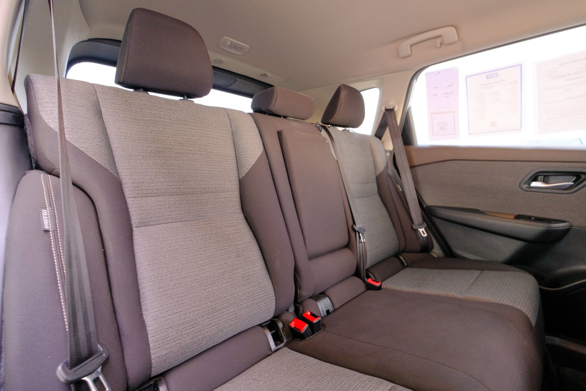 Used 2023 Nissan Rogue SV image 21